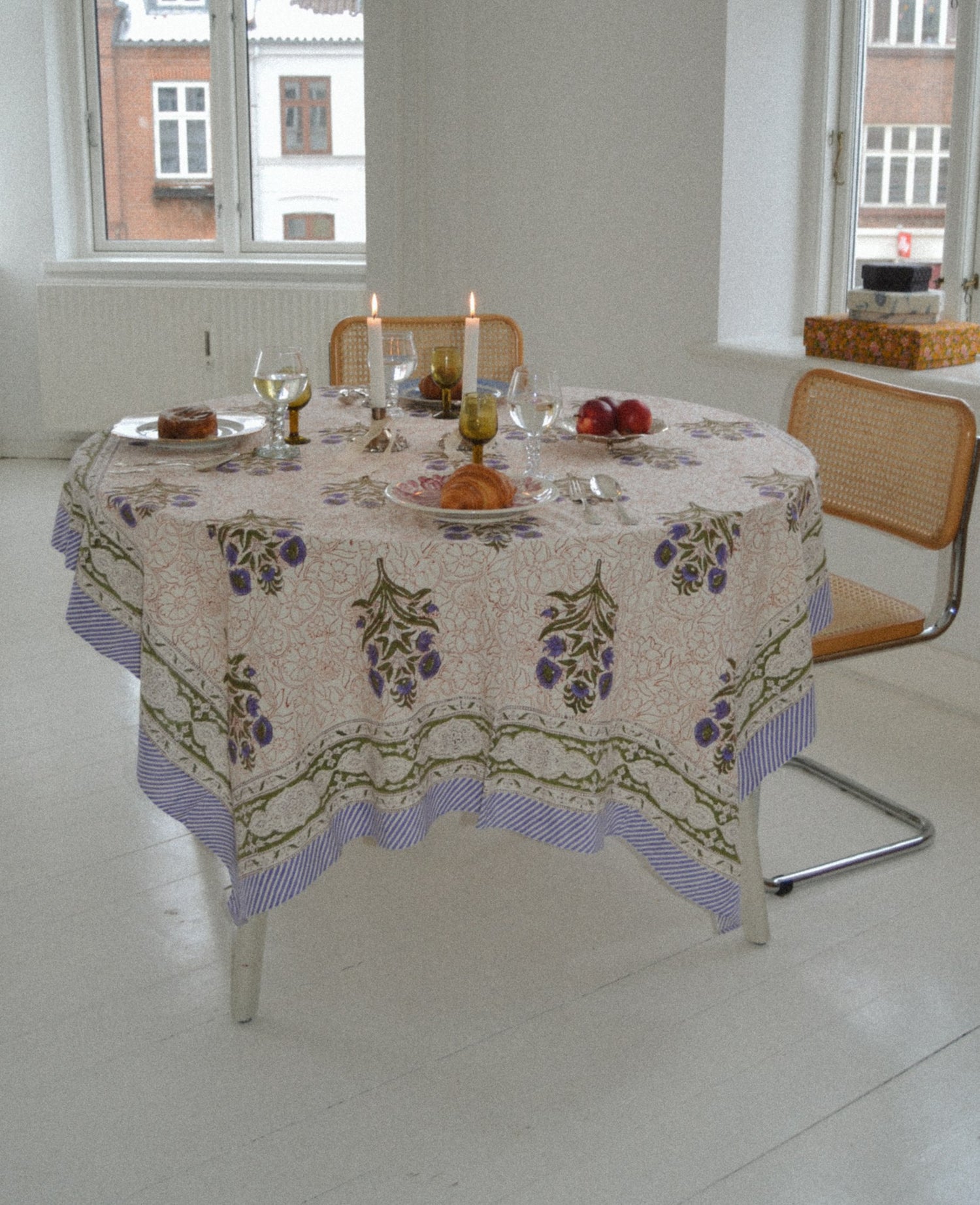 Noor Tablecloth - Purple & Green