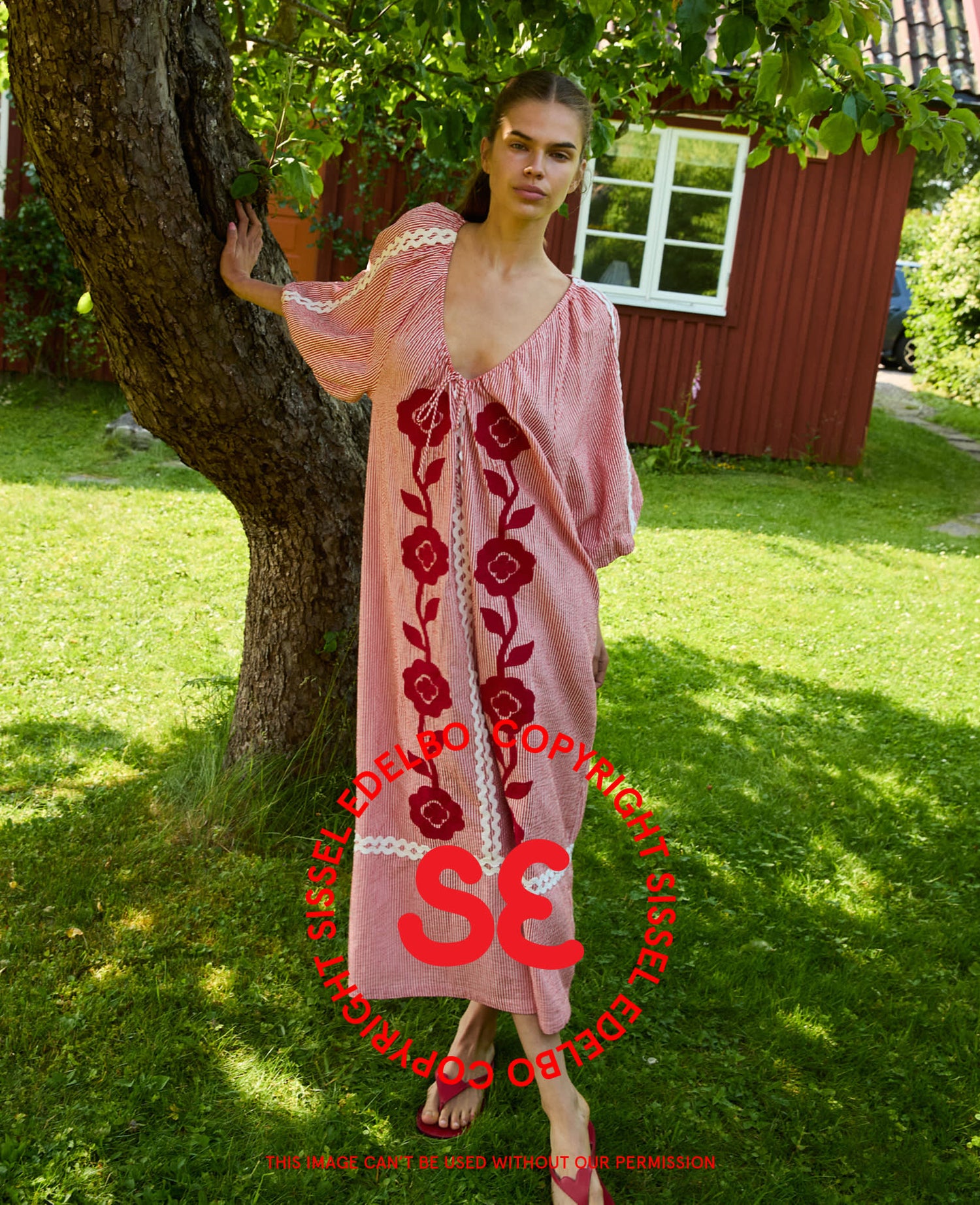 Abelone Dress - Red Flower