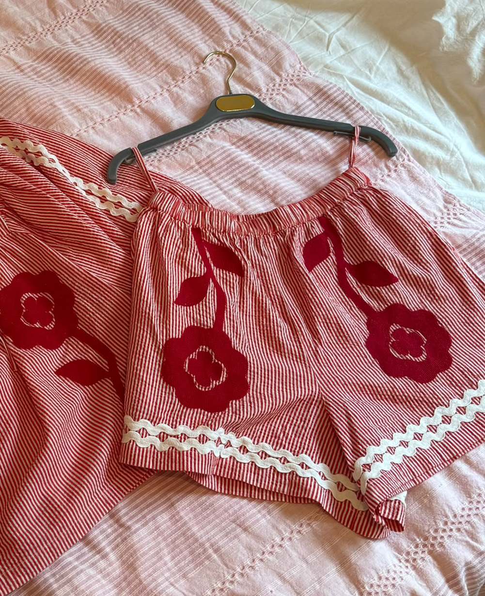 Abelone Shorts - Red Flower