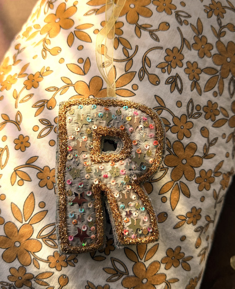 Alphabet Ornament - R