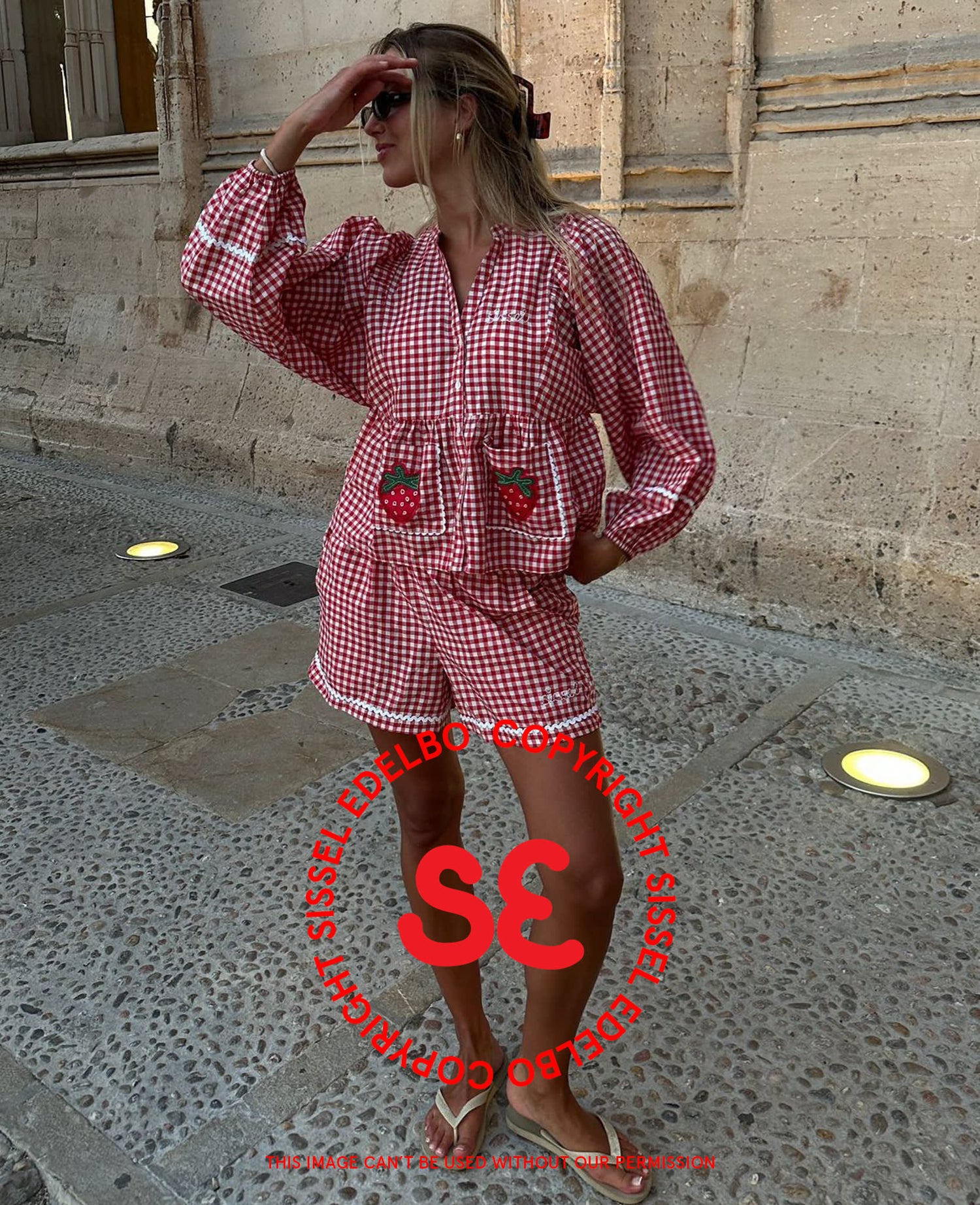 Bobbie Top - Red Checks