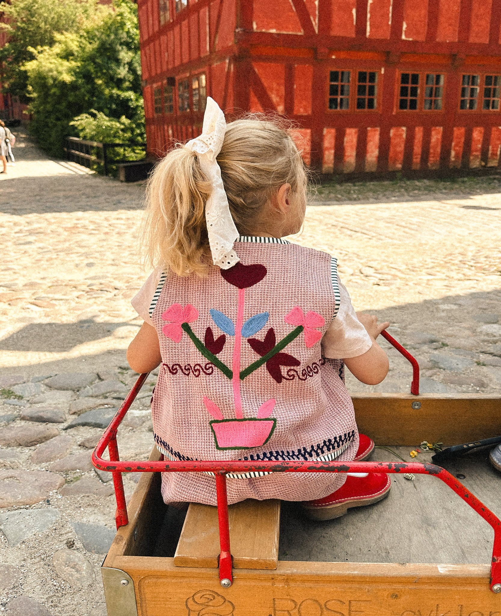 Clio MINI Vest - Hazel Waffle – SISSEL EDELBO