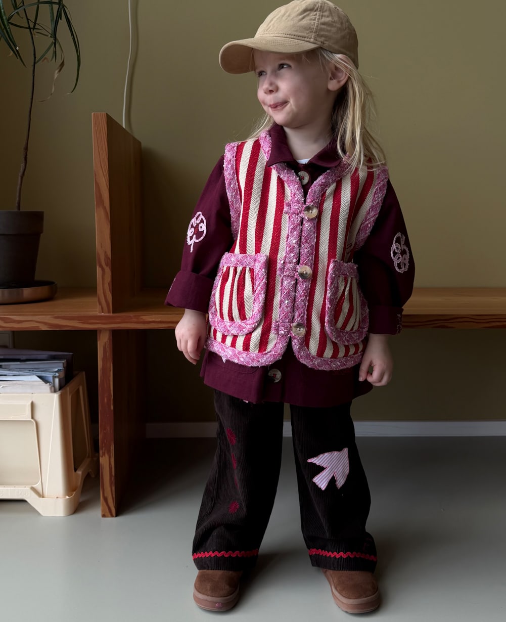 Como MINI Vest - Red Stripes