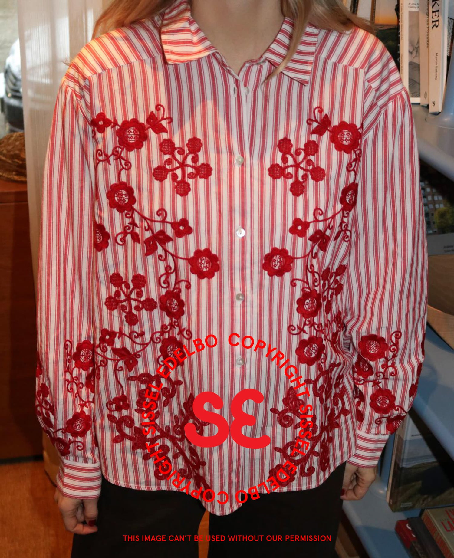 Cora Shirt - Red Flower