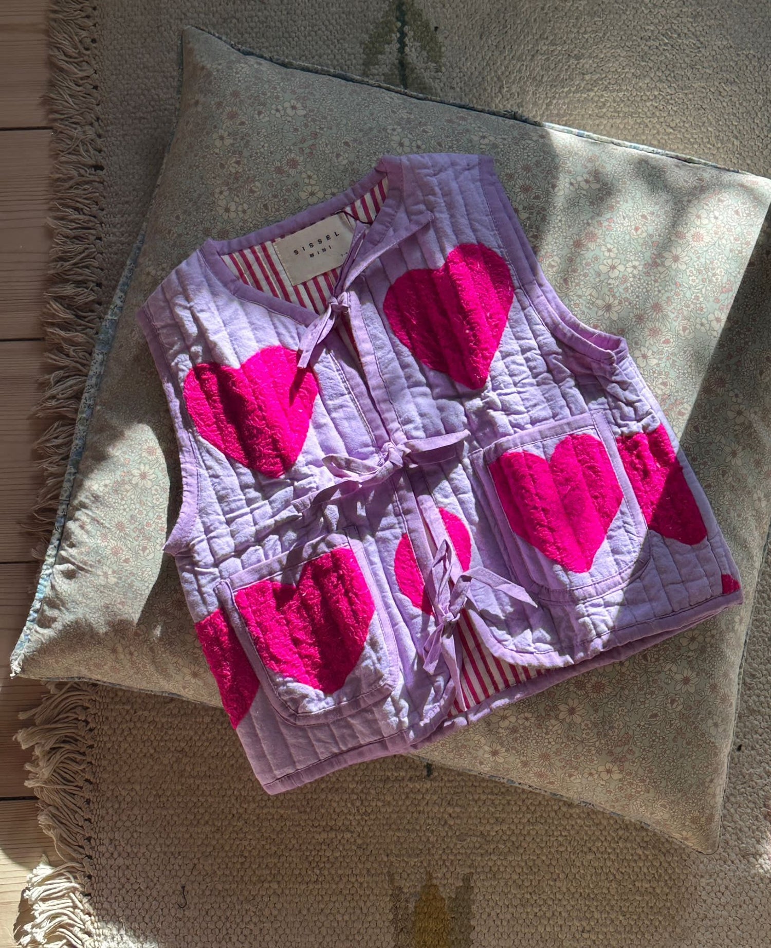 Honey MINI Vest - Pink Hearts