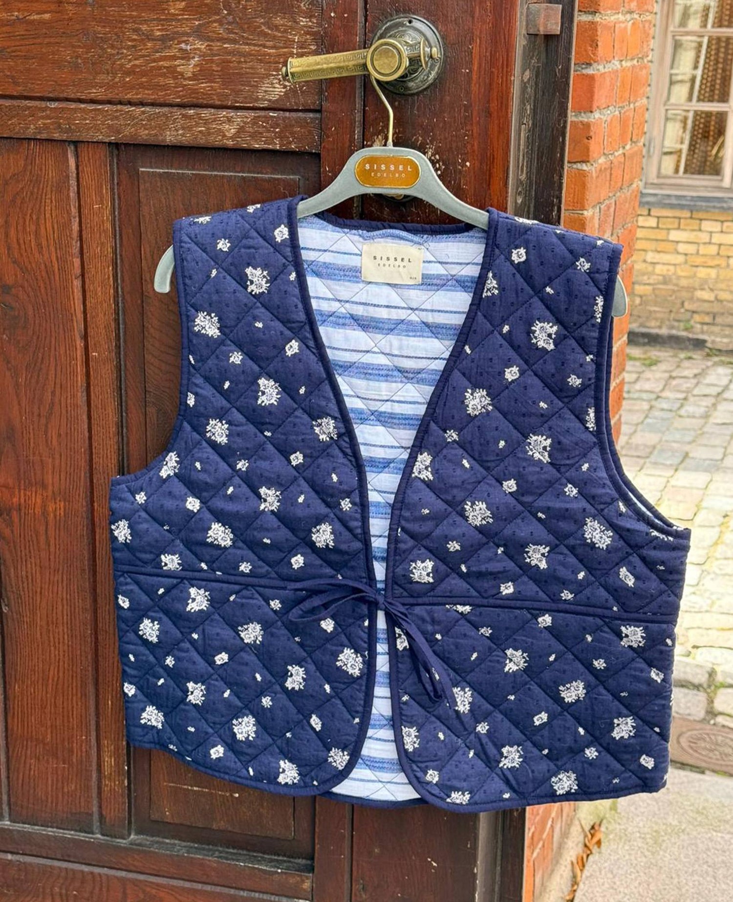 Osai Vest - Night Blue