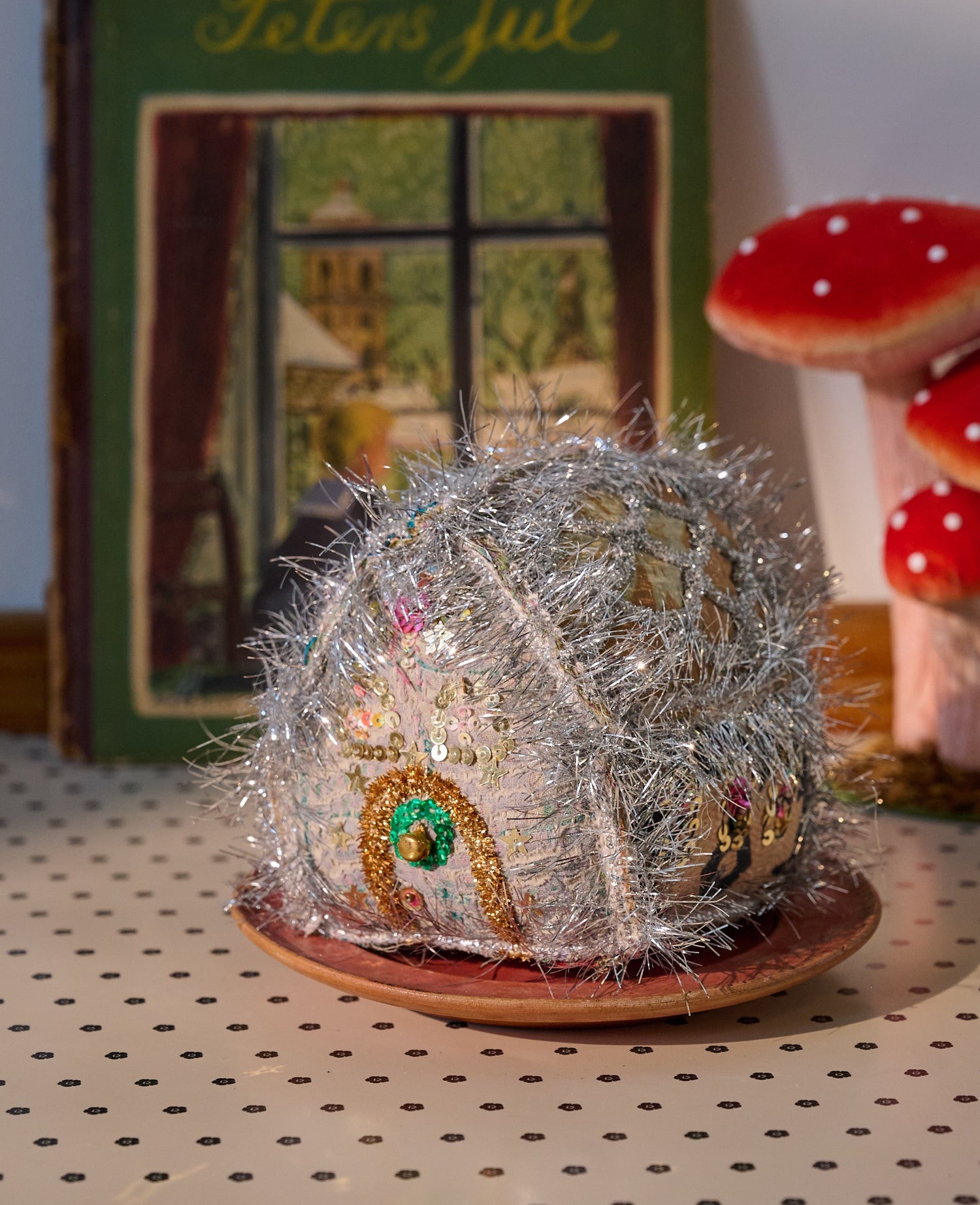 Gingerbread House - MEDIUM - No. 161