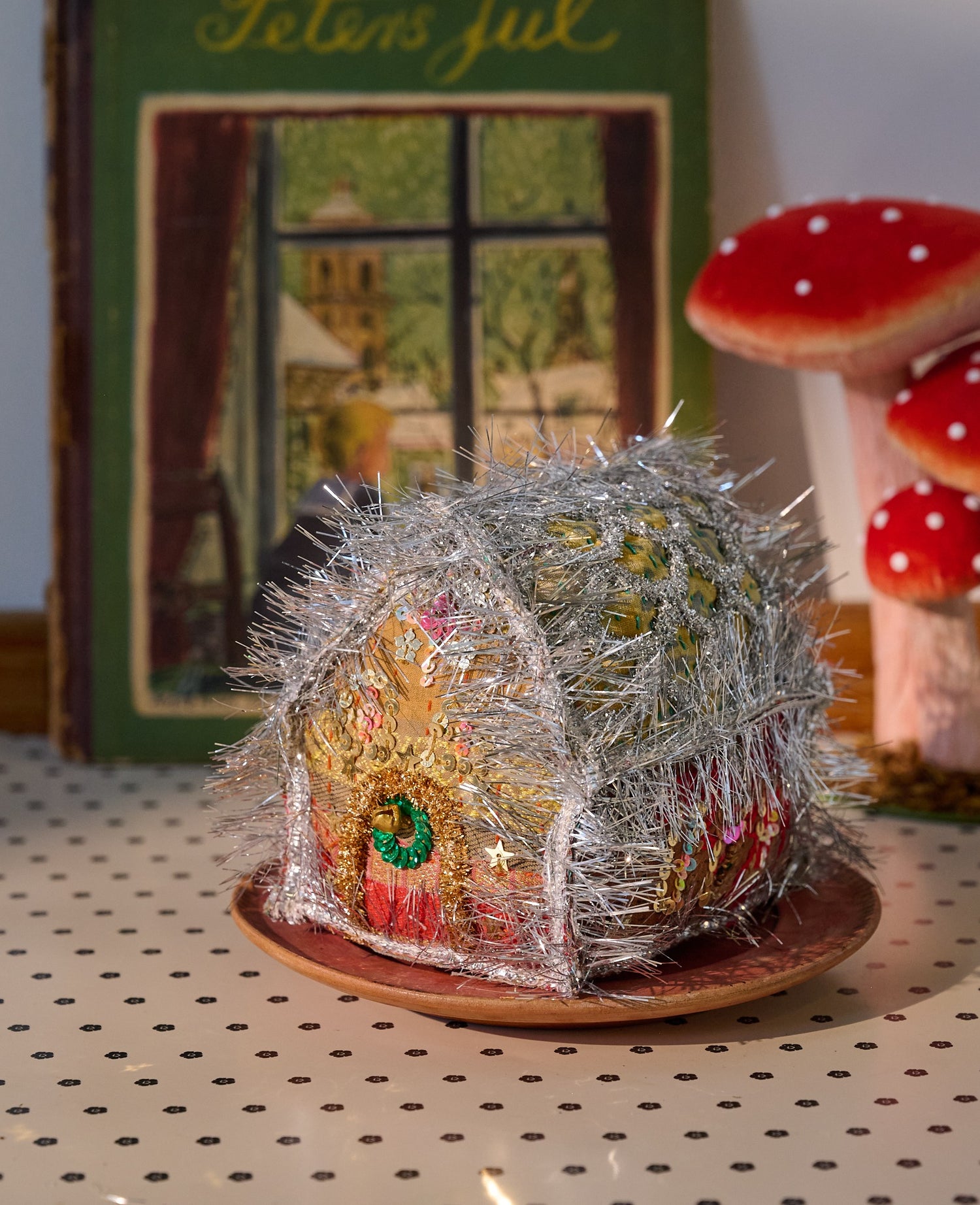 Gingerbread House - MEDIUM - No. 169