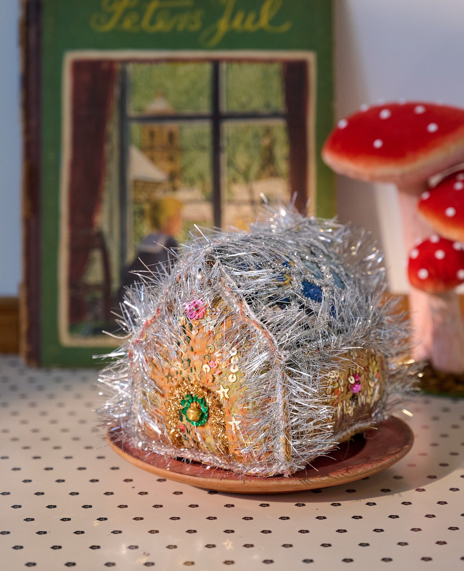 Gingerbread House - MEDIUM - No. 206