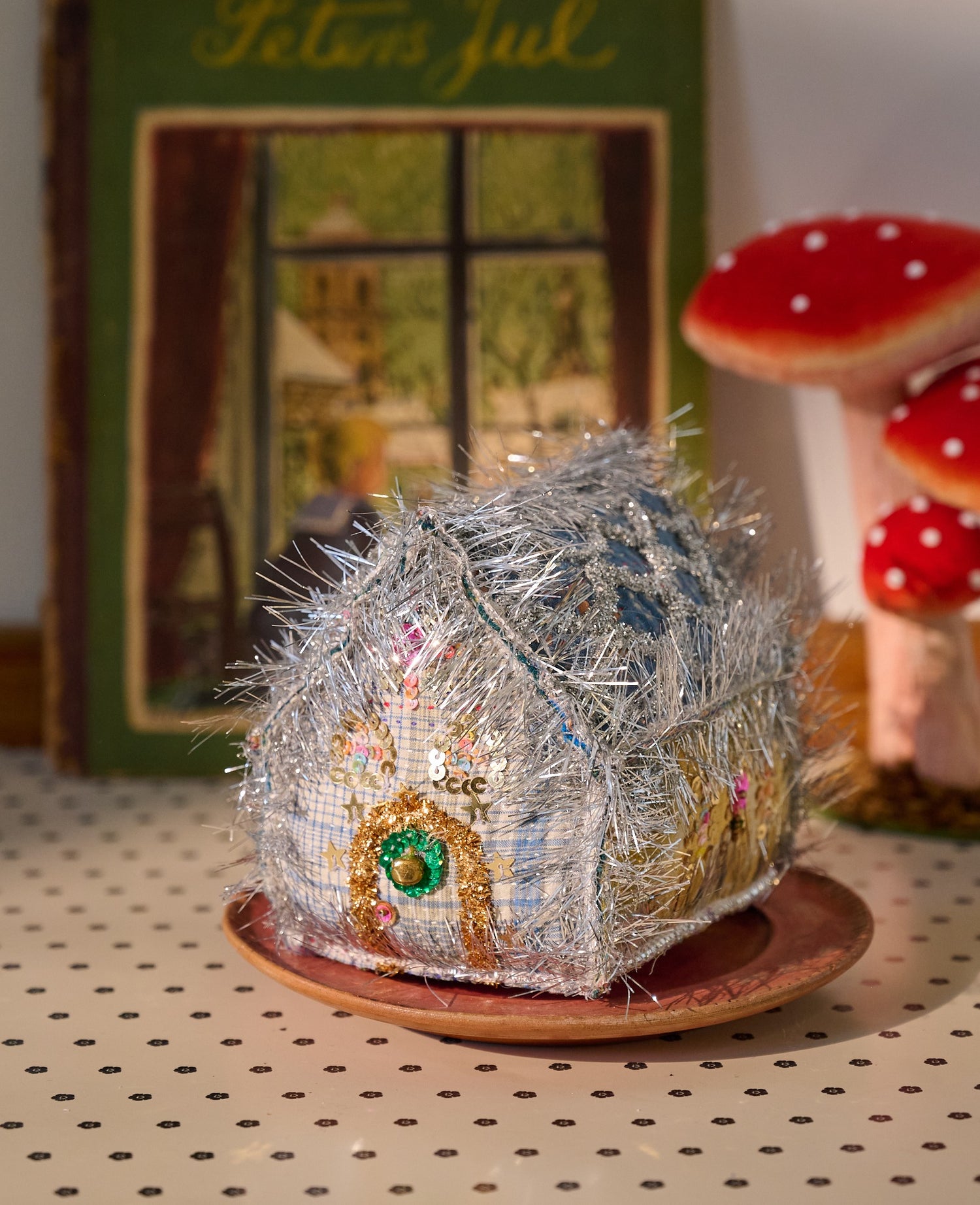 Gingerbread House - MEDIUM - No. 222