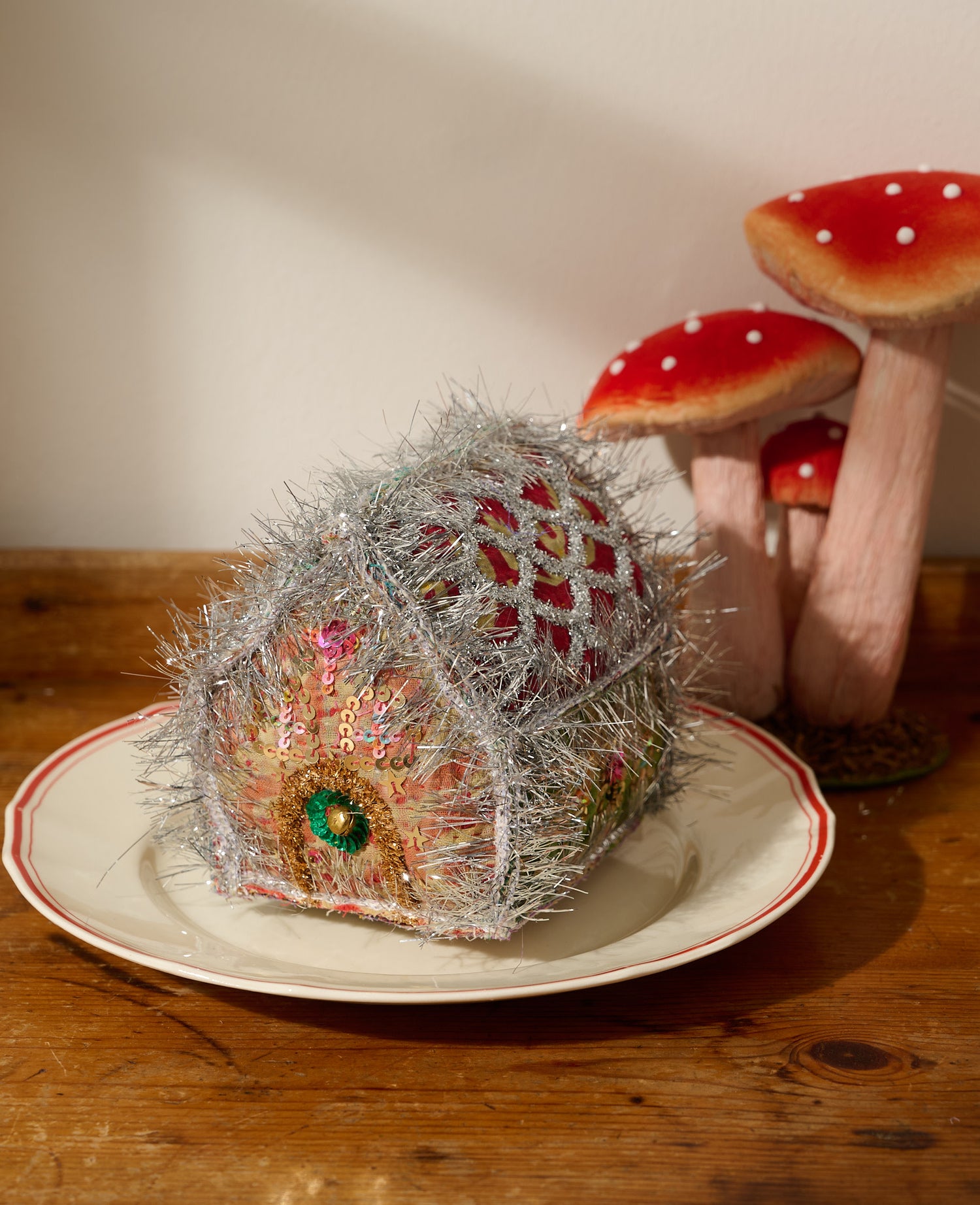 Gingerbread House - MEDIUM - No. 324