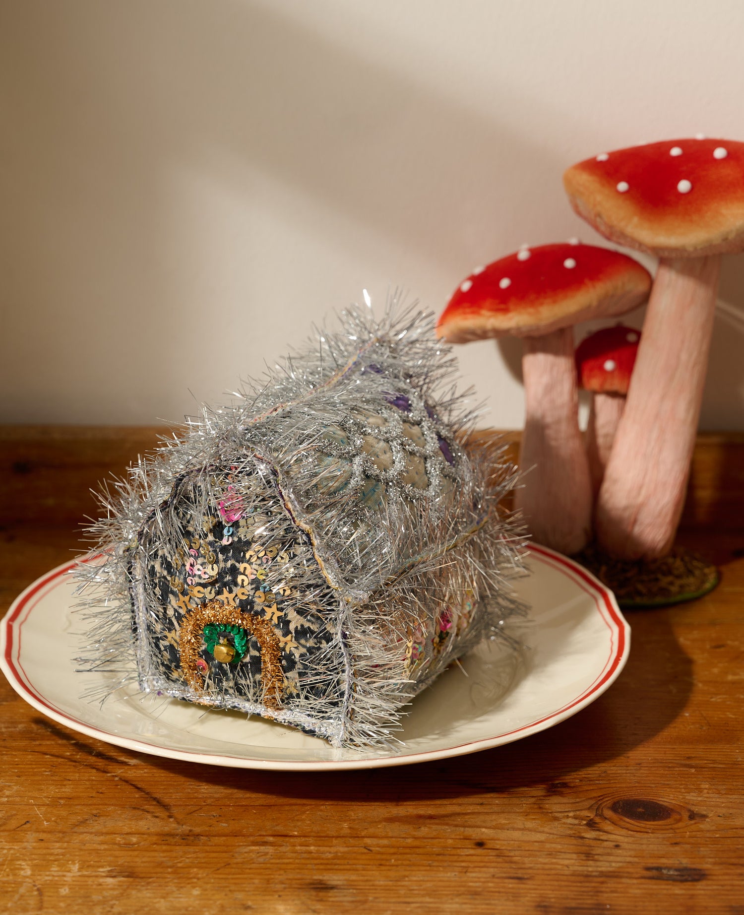 Gingerbread House - MEDIUM - No. 382