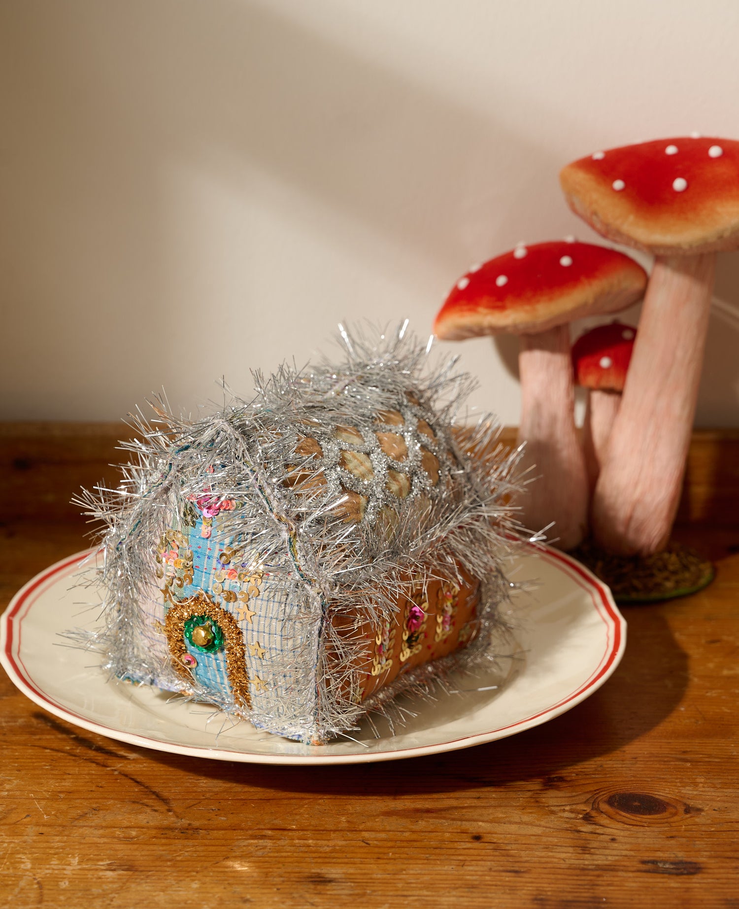 Gingerbread House - MEDIUM - No. 385