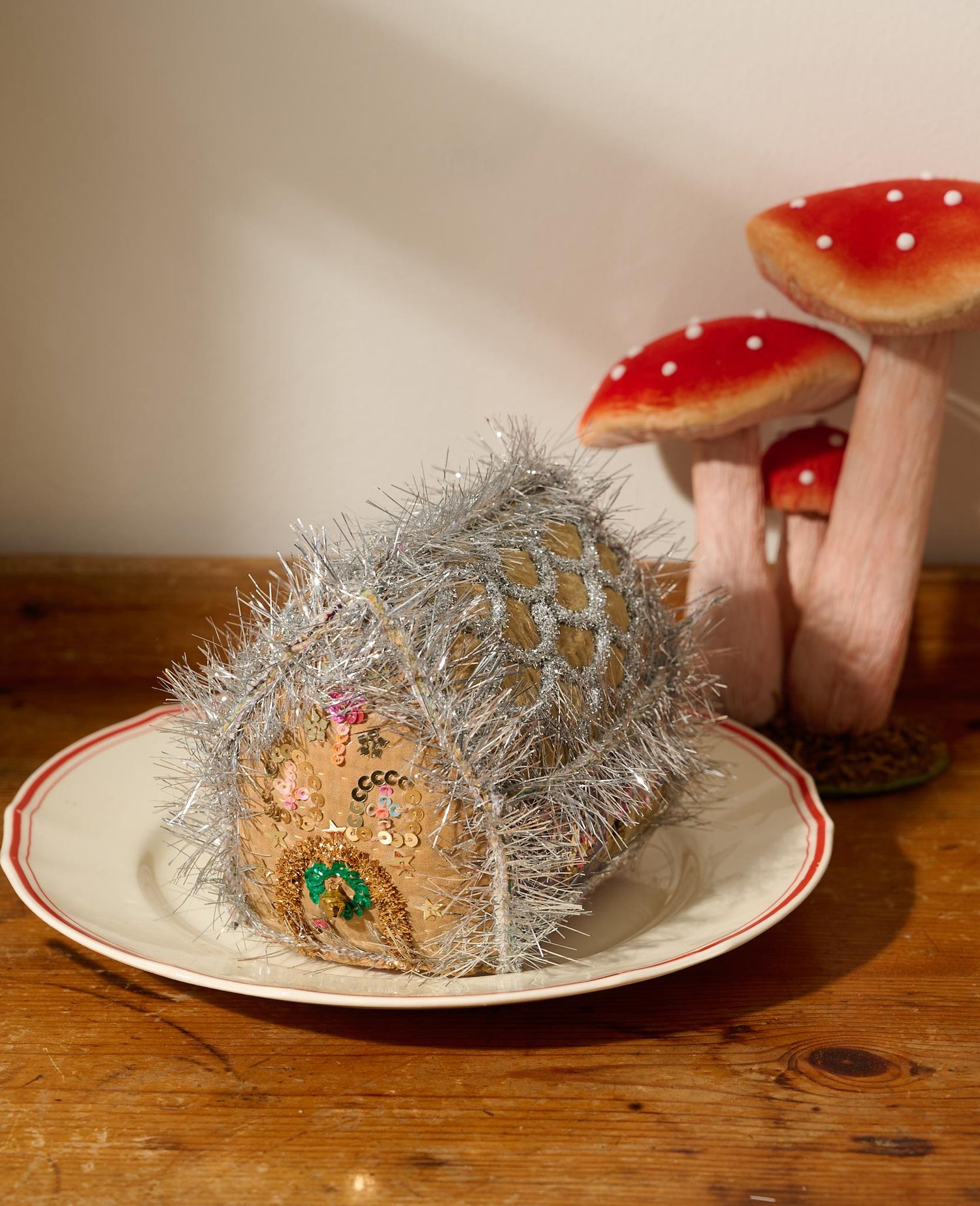 Gingerbread House - MEDIUM - No. 442