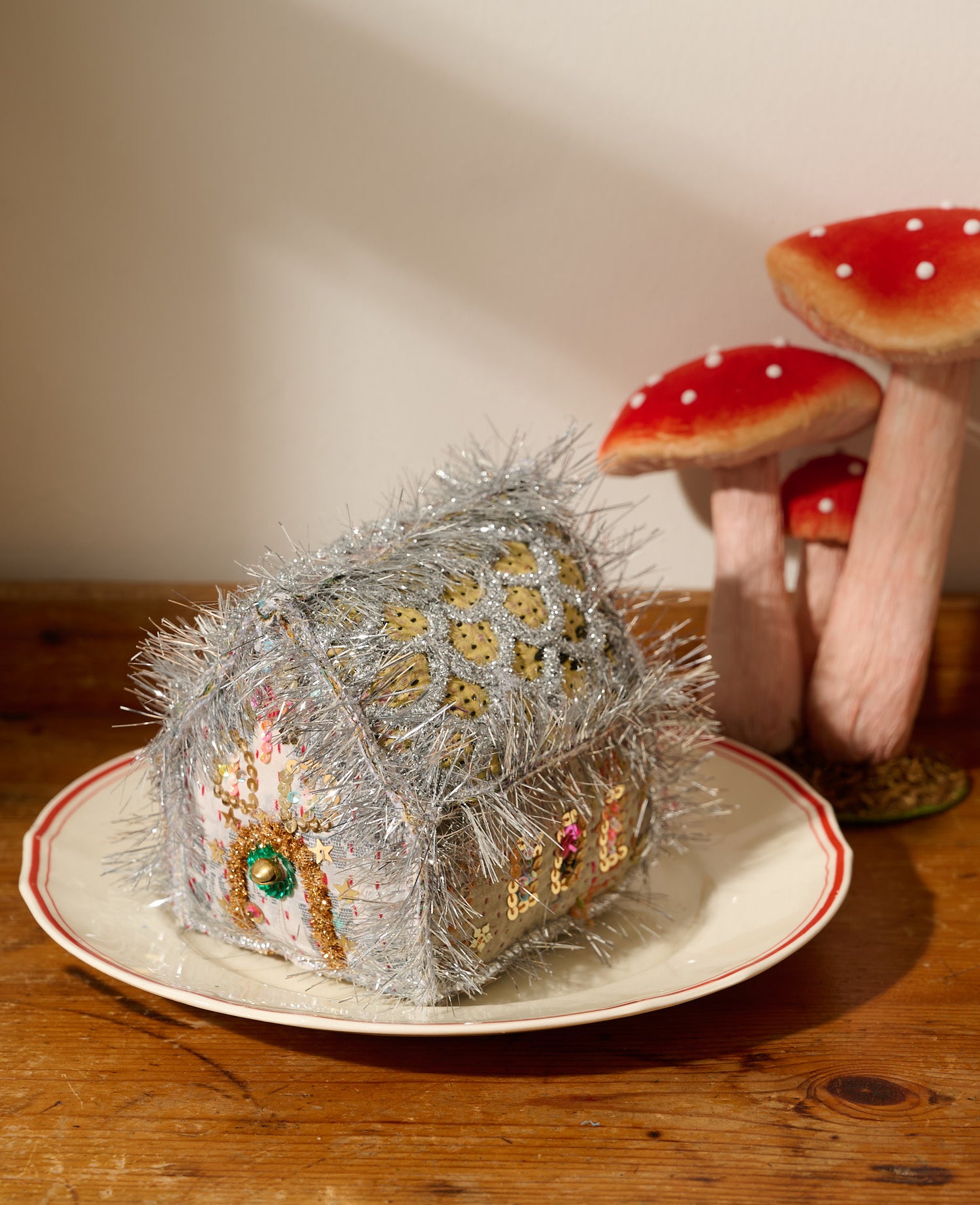 Gingerbread House - MEDIUM - No. 465