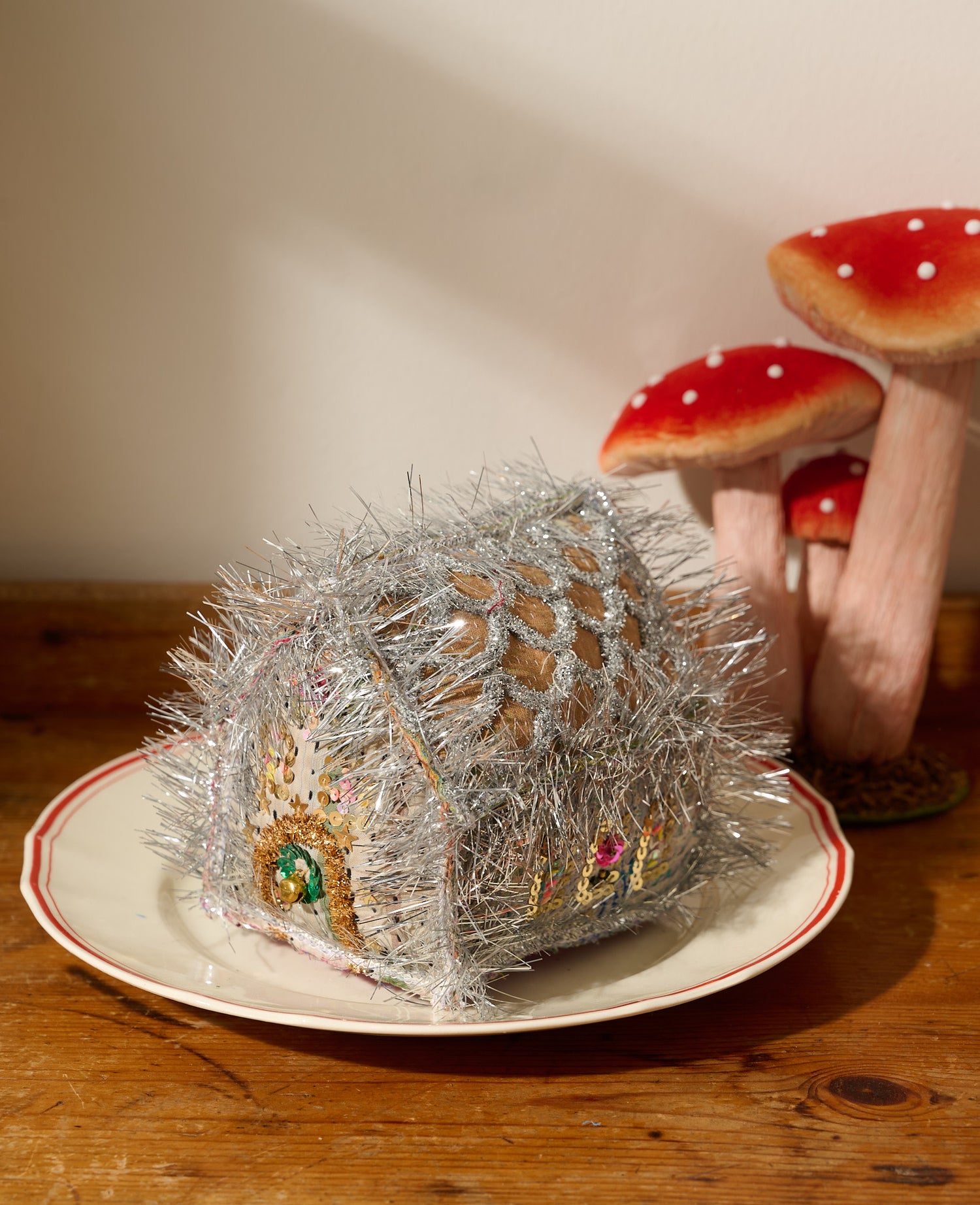 Gingerbread House - MEDIUM - No. 467