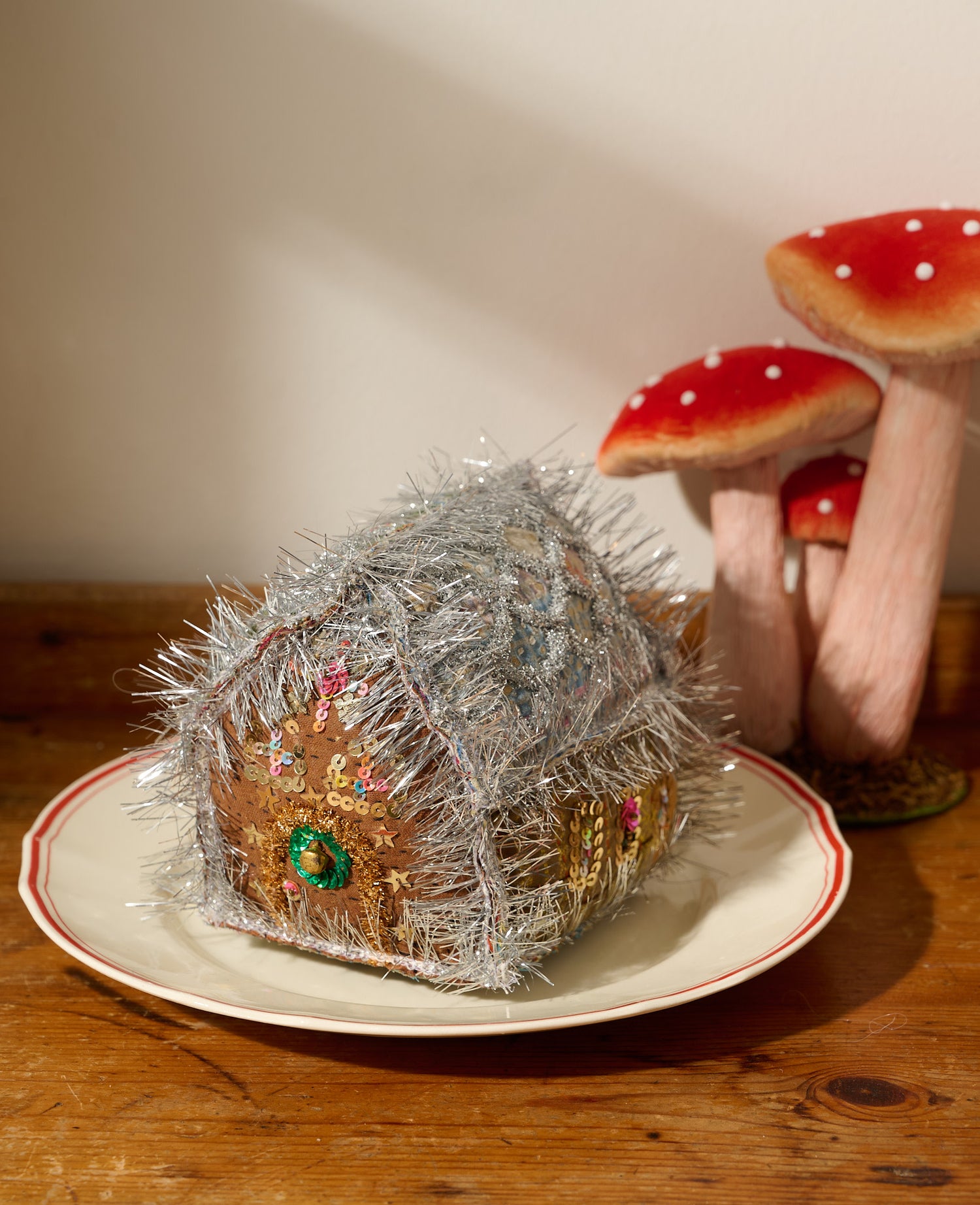 Gingerbread House - MEDIUM - No. 498