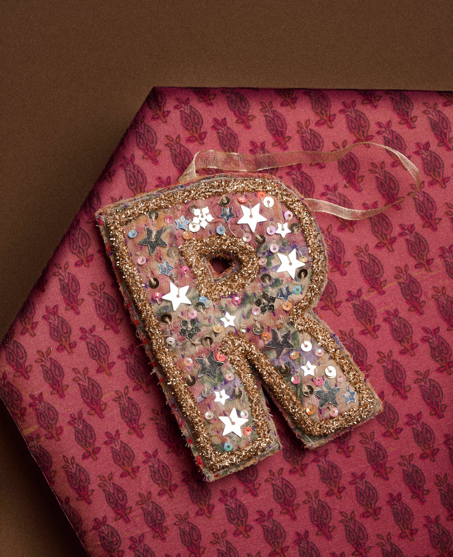 Alphabet Ornament - R