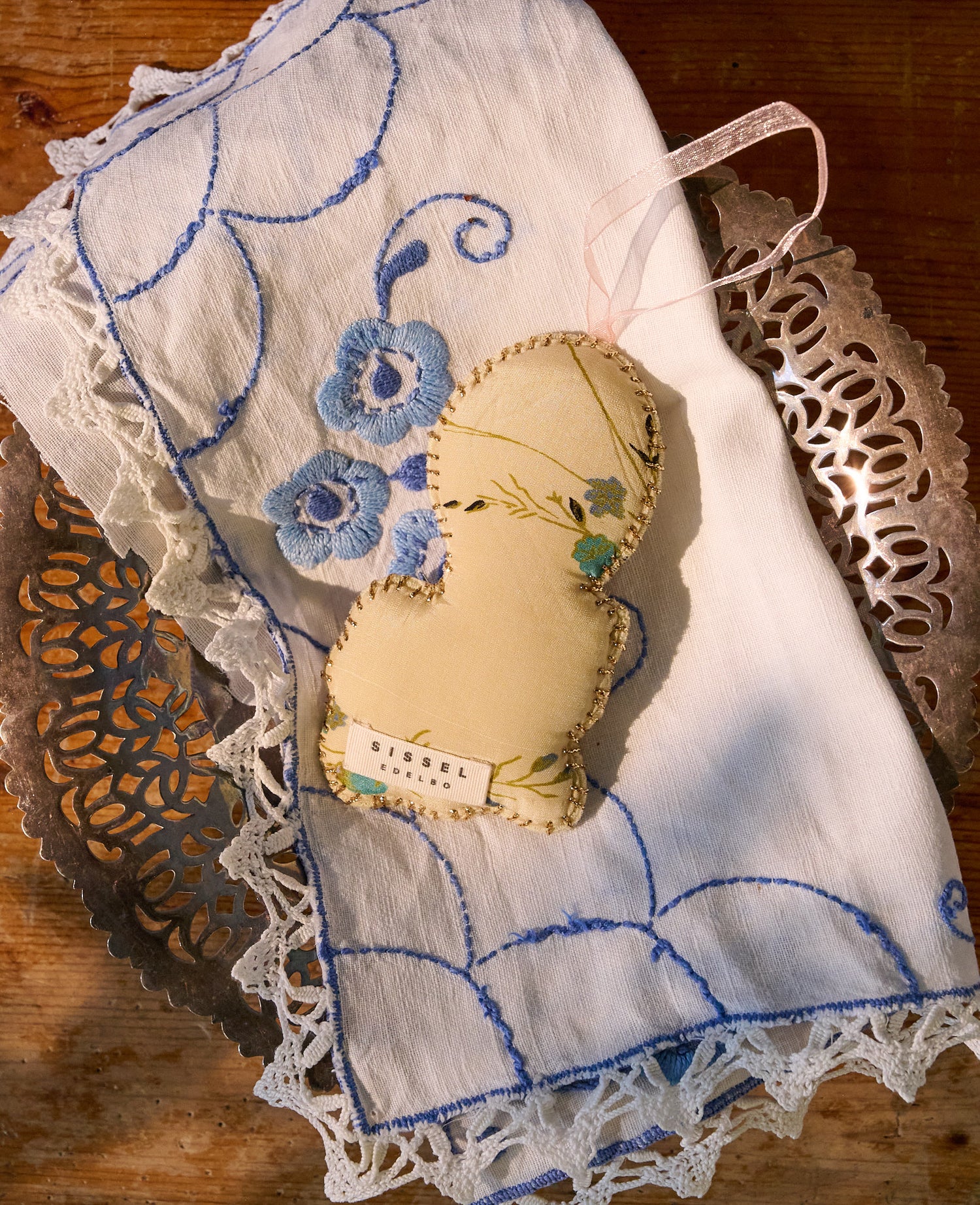 Candle SILK Ornament - No. 8