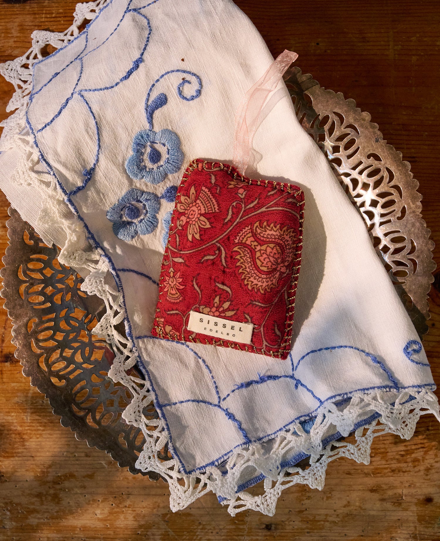 Townhouse Ornament - No. 4