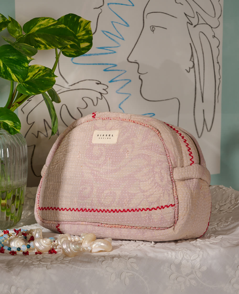 Karla Wash Bag - No. 264