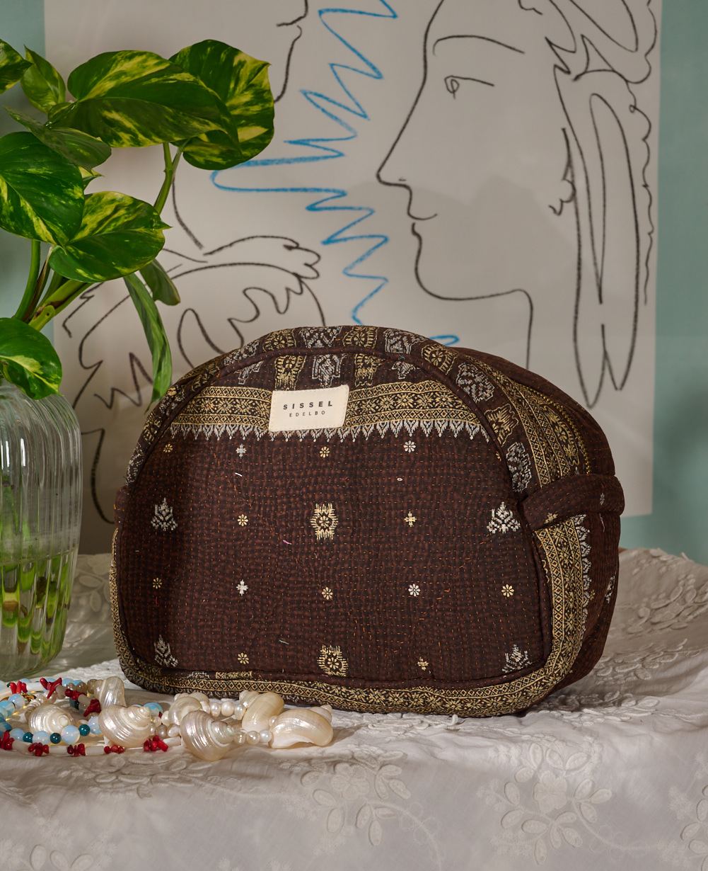 Karla Wash Bag - No. 265