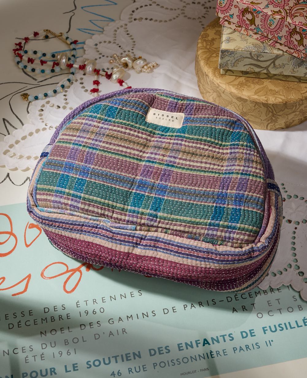 Karla Wash Bag - No. 312