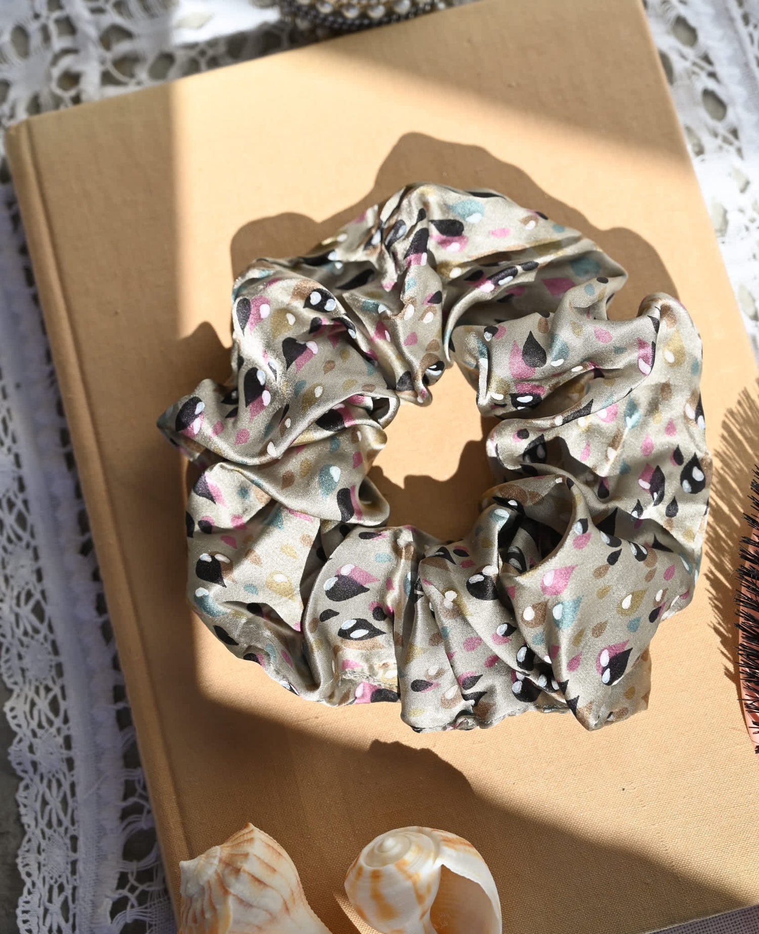 Meadow SILK Scrunchie - No. 41