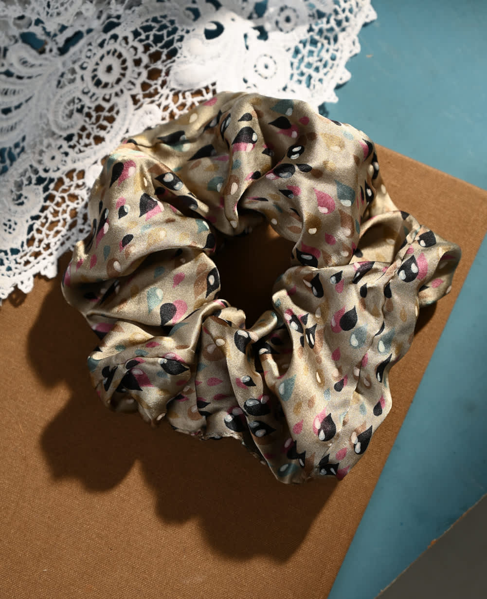 Meadow SILK Scrunchie - No. 41