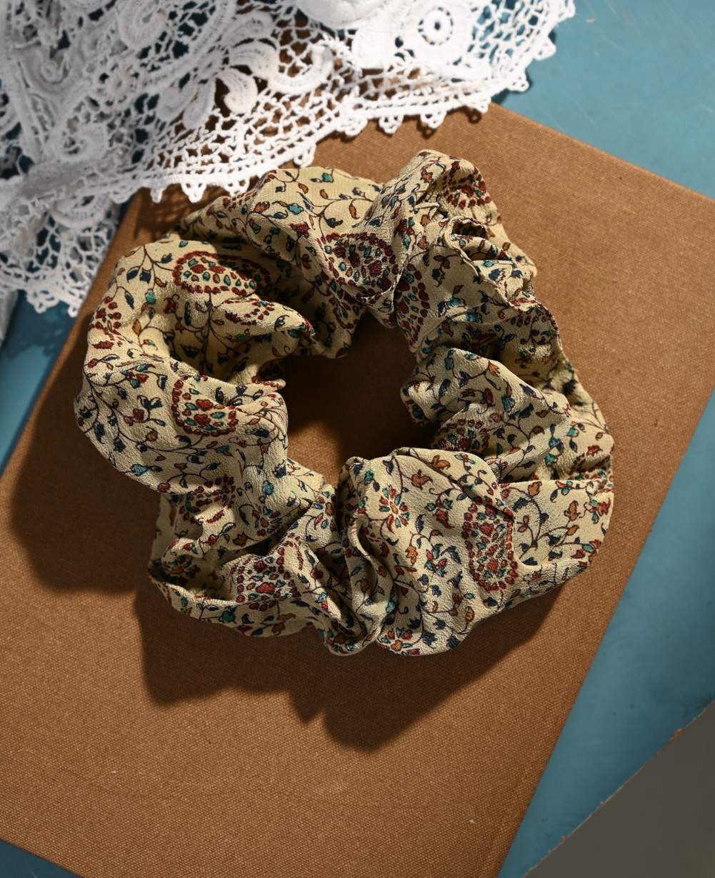 Meadow SILK Scrunchie - No. 63