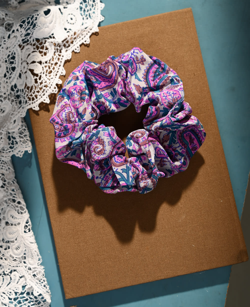 Meadow SILK Scrunchie - No. 83