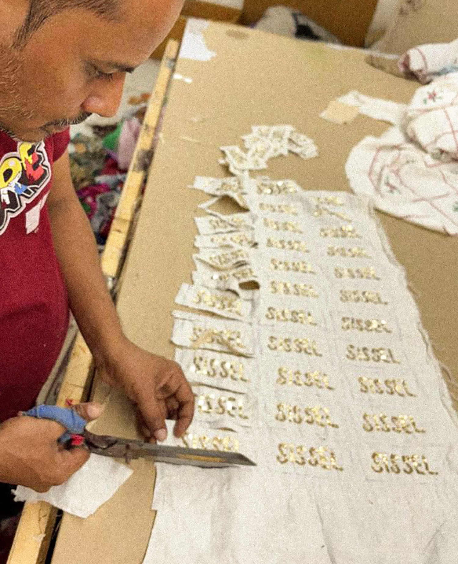 Sissel Bucket Bag - Red Checks