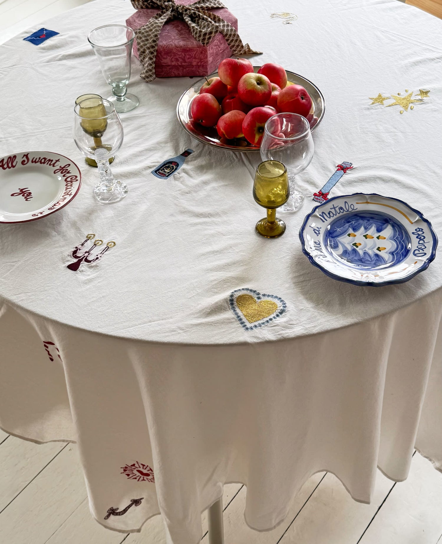 Christmas Tablecloth - Snow
