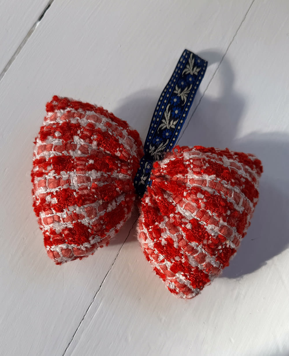 Boucle Bow Ornament - Red
