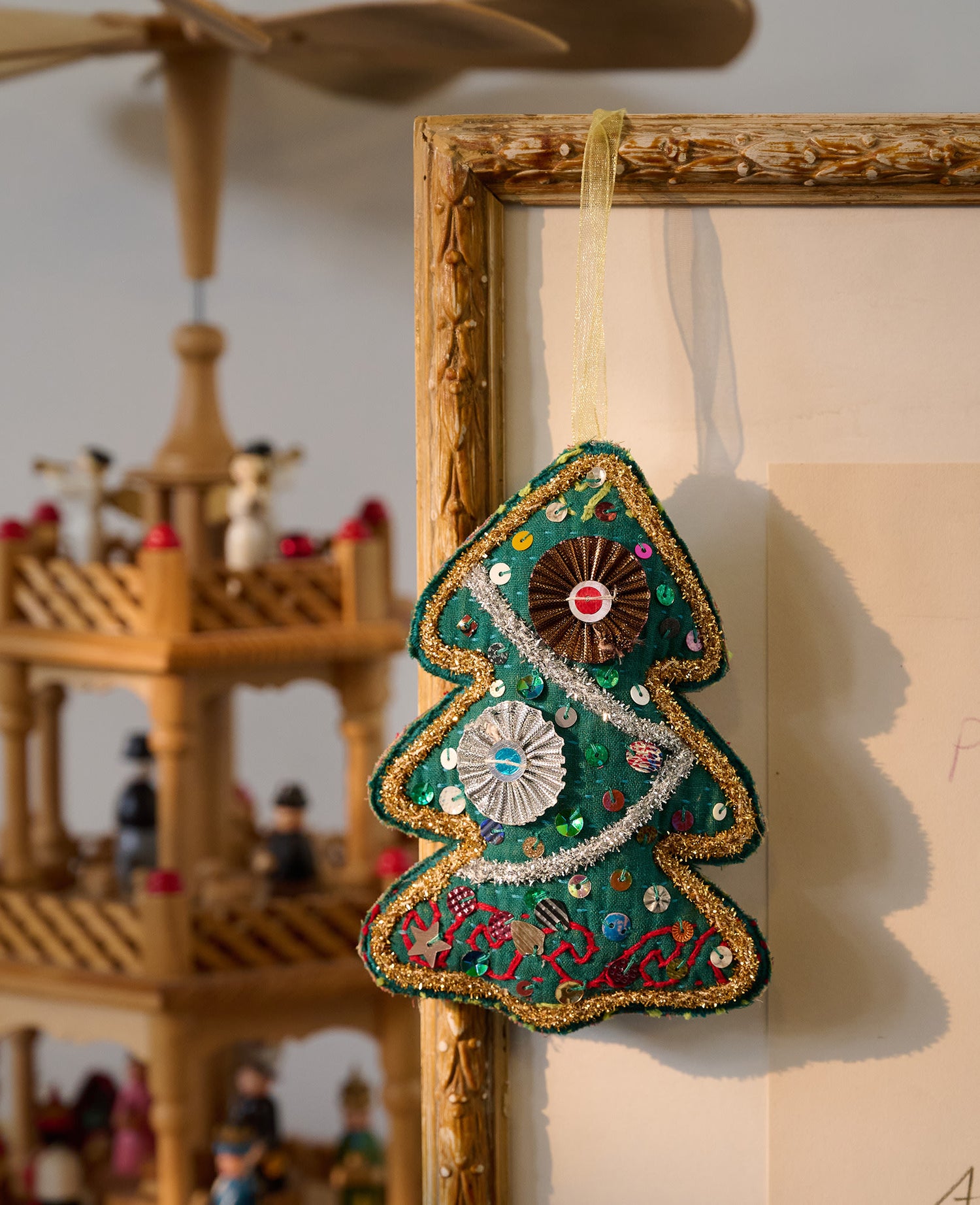 Glitter Tree Ornament - Handpicked