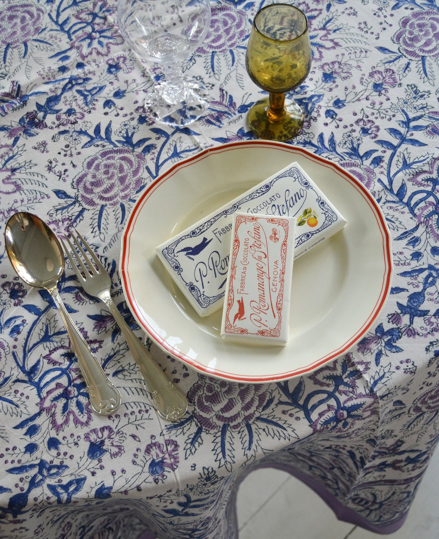 Noor Tablecloth - White Rose