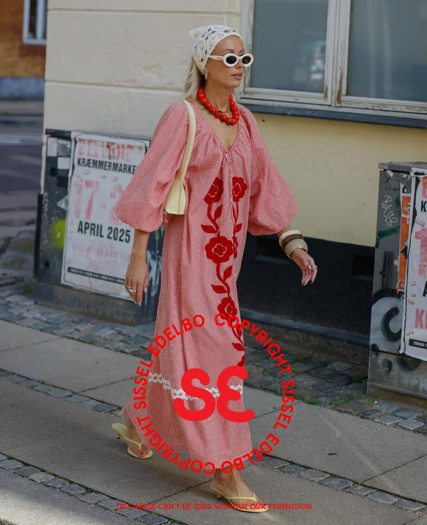 Abelone Dress - Red Flower